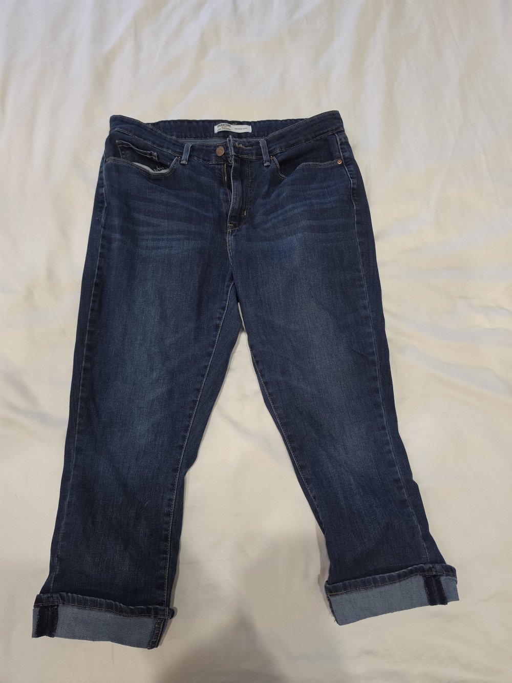 Signature by Levi Strauss & Co. Mid-Rise Capri Jeans - Size 10